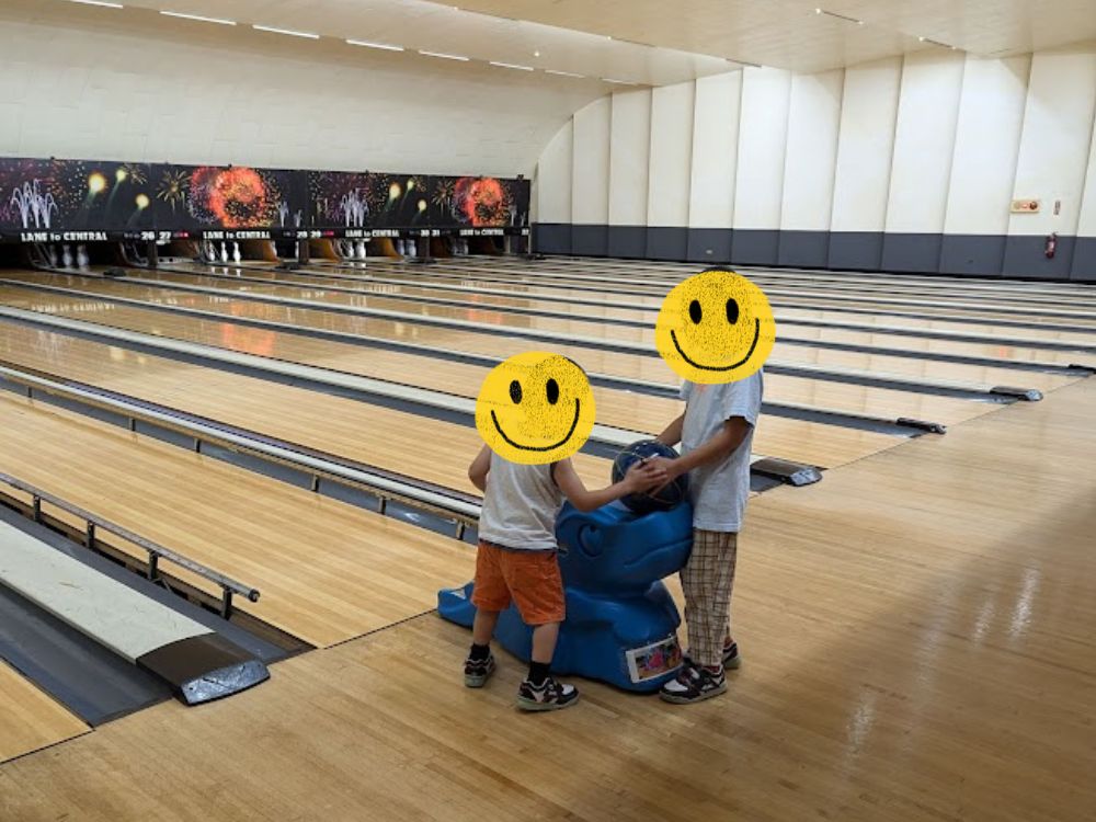 ボウリング場　レーン トゥ セントラル　