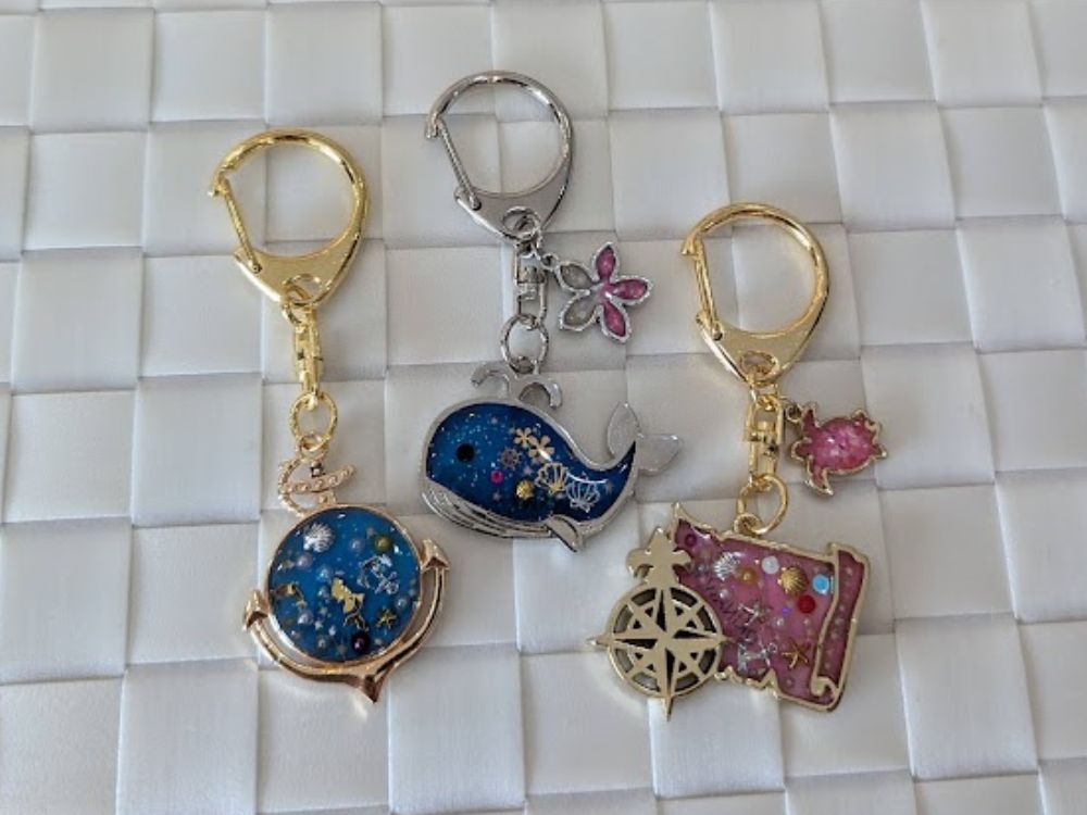 沖縄　レジンキーホルダー作り体験